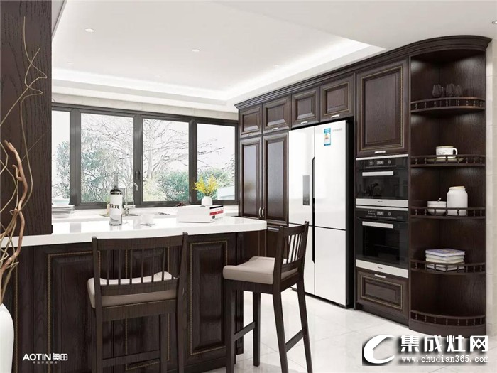 奥田集成灶厨房装修设计案例，中式元素与现代材质的巧妙兼柔