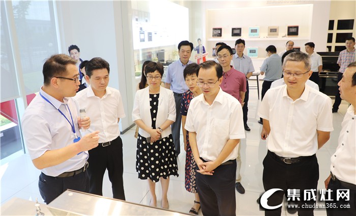 新昌党政代表团领导一行到访亿田智能厨电，并给予高度的肯定