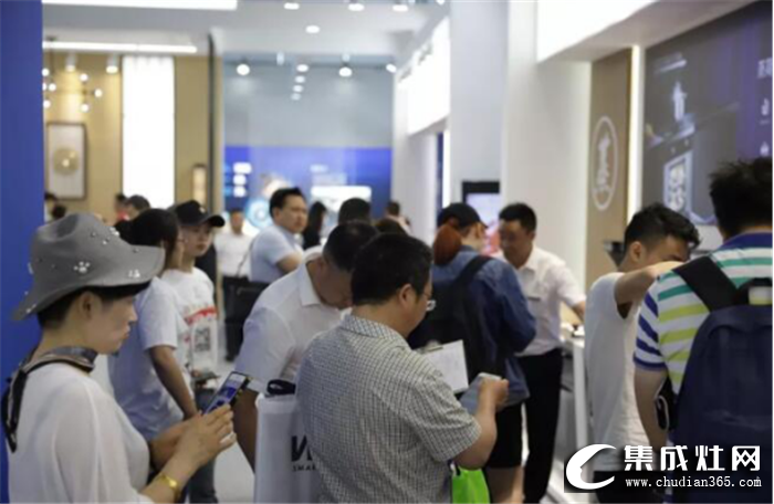 板川参加第十二届中国（嵊州）电机·厨具展览会，并获高度肯定与赞赏