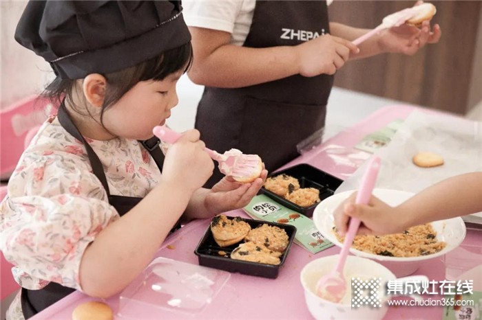 浙派亲子营第5季在6月14日下午准时上线，开启浙派美食制作之旅