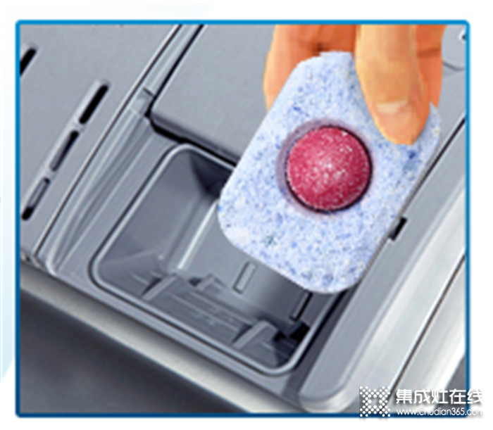 洗碗机使用洗碗粉or洗碗块
