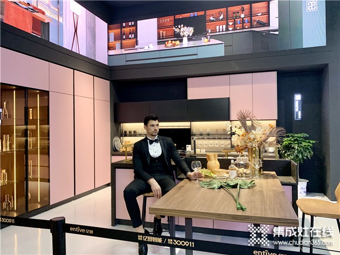 直击上海厨卫展丨叮！一个未来厨房计划等你开启，亿田集成科技重塑厨房空间