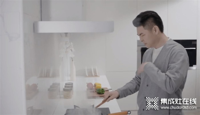 佳歌集成灶：中式厨房的3大“通病”，你家中招了吗？