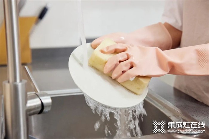 亿田集成灶 | 亲“手”洗过的碗筷，会更加干净吗？