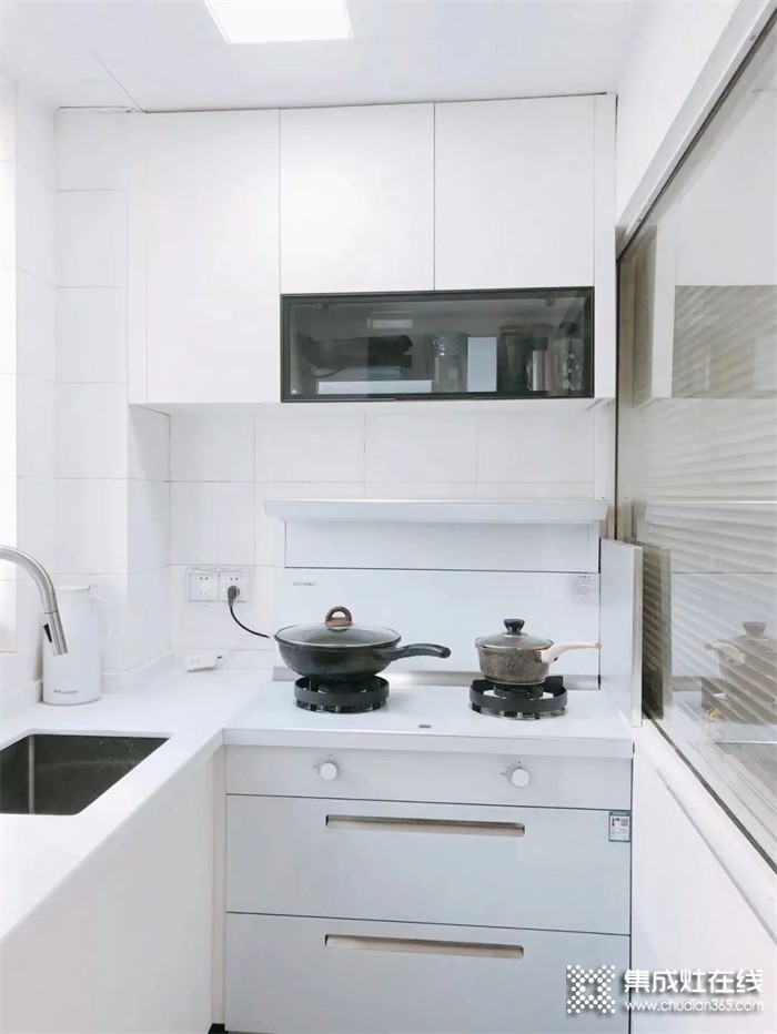 厨房提案丨奥田新晋用户家的颜值厨房，功能性与时尚感兼具！